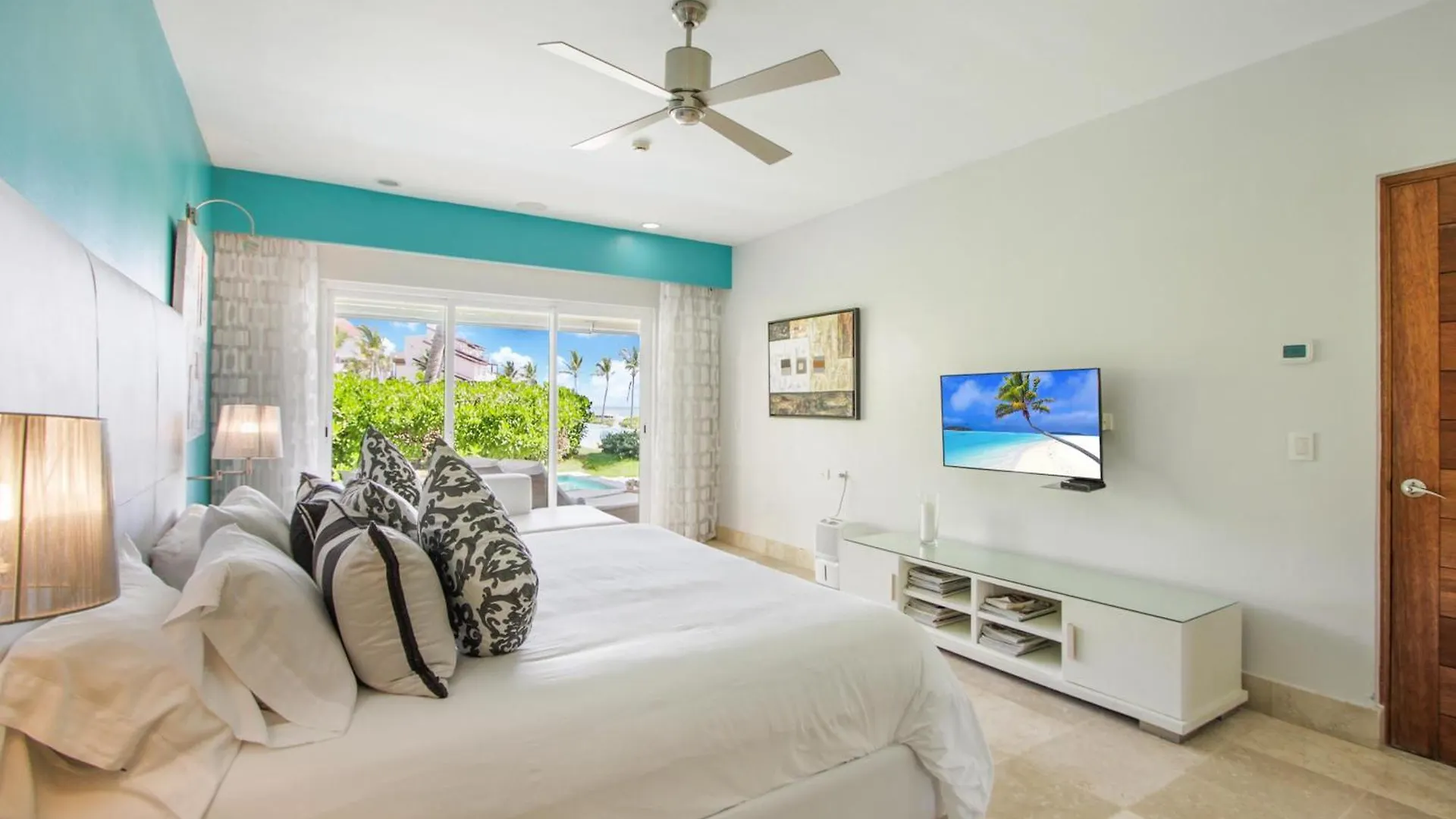 2-Bedroom Beachfront Apartment, Capcana, Punta Cana Repubblica Dominicana
