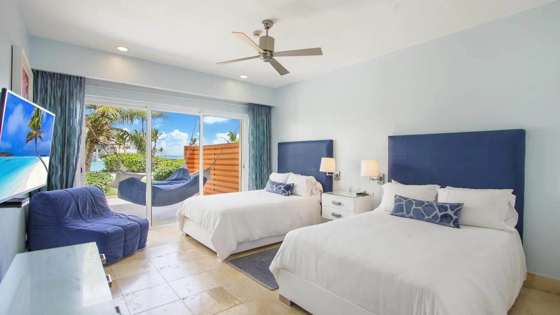 2-Bedroom Beachfront Apartment, Capcana, Punta Cana 0*,  Repubblica Dominicana