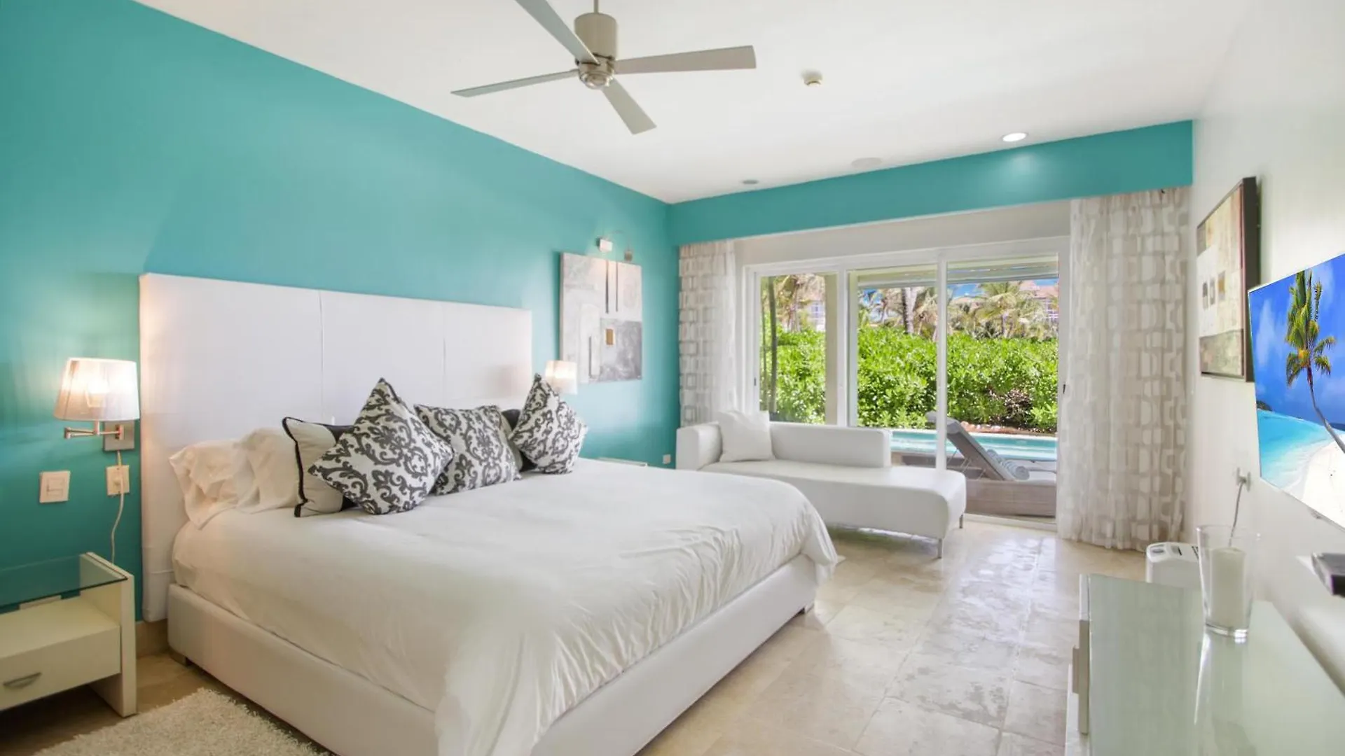 2-Bedroom Beachfront Apartment, Capcana, Punta Cana Appartamento
