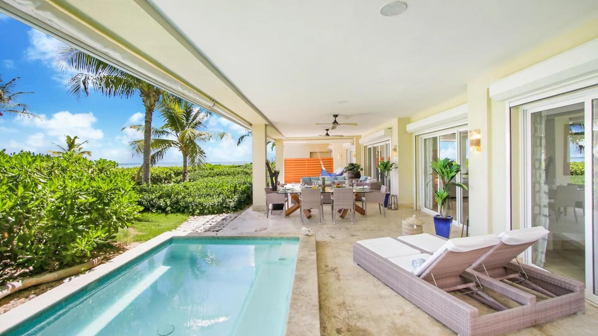 2-Bedroom Beachfront Apartment, Capcana, Punta Cana 0*,