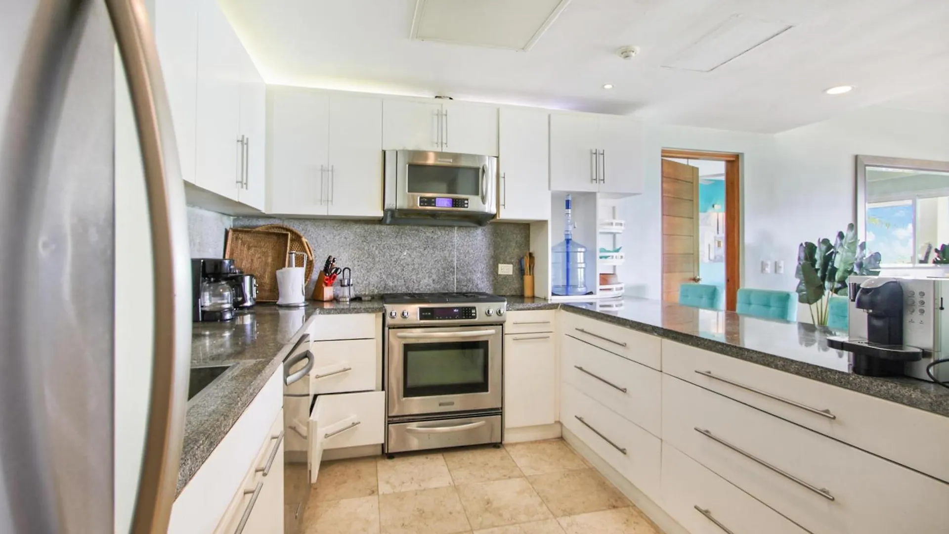2-Bedroom Beachfront Apartment, Capcana, Punta Cana Appartamento